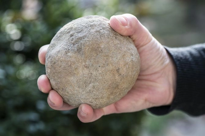 Huligani u Mostaru kamenjima napali stariju ženu već nekoliko puta